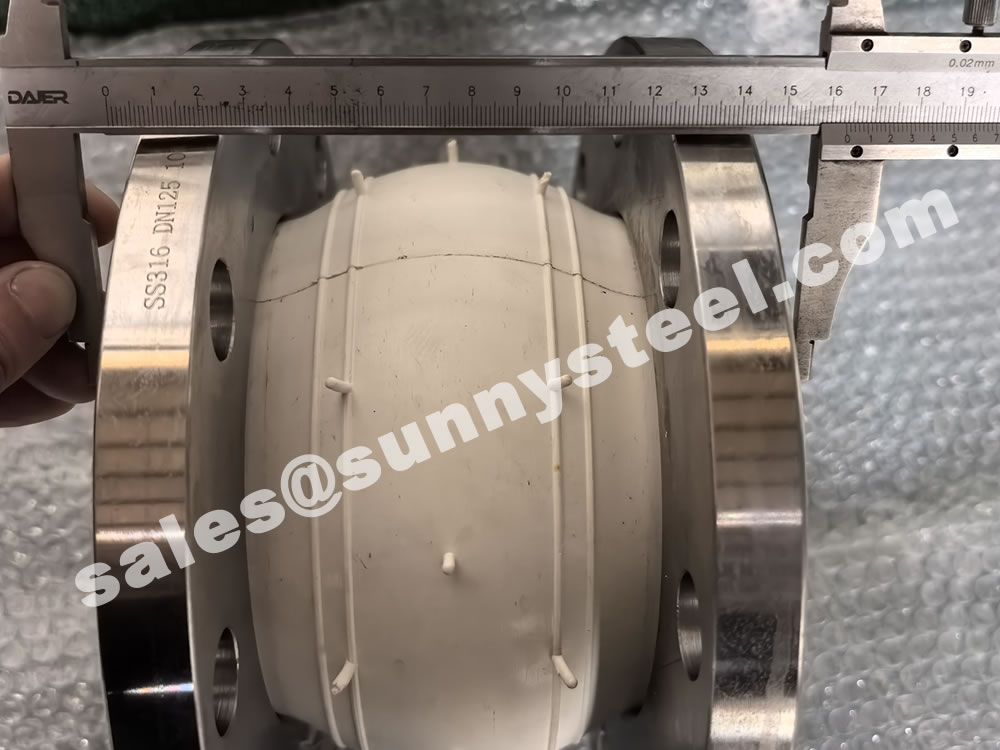 Food grade rubber expansion joint