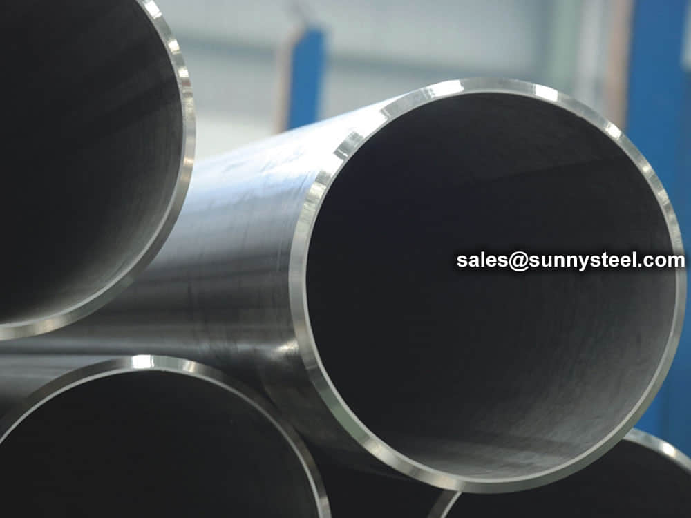 Heat resistant stainless steel pipe