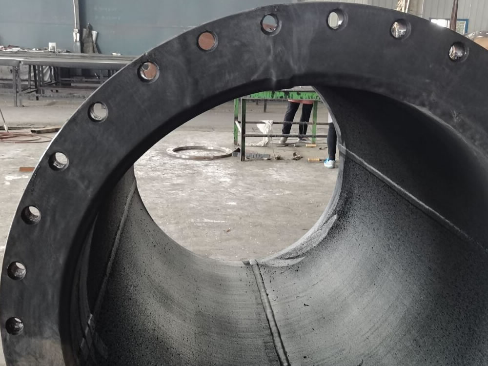 Rubber lined short pipe